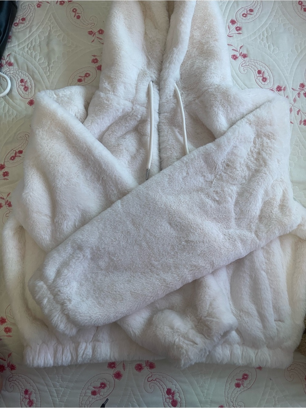 Ardene Plush Hooded Faux Fur Jacket in Light Cream